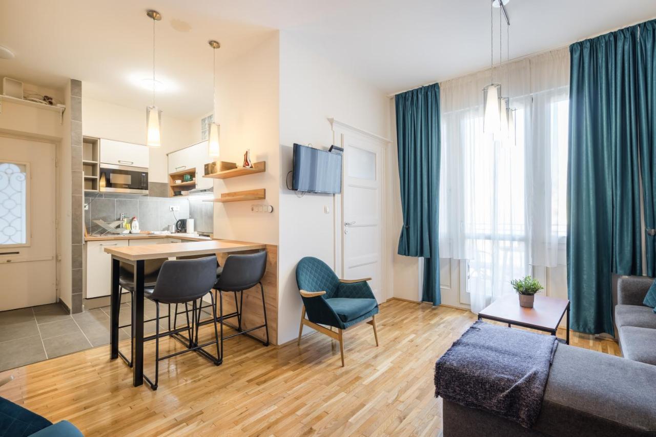 Bpr Blue Paradise Apartment With A/C Budapeste Exterior foto