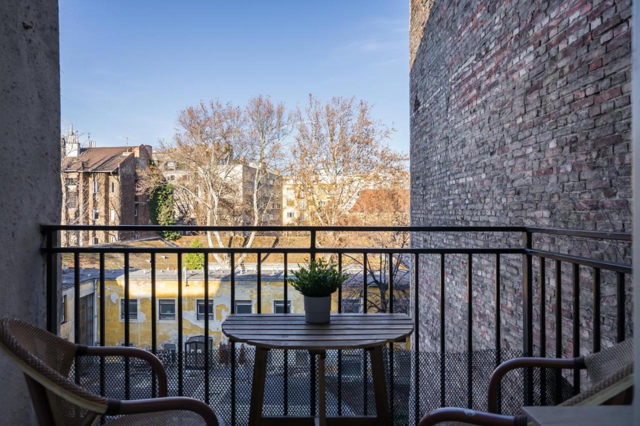 Bpr Blue Paradise Apartment With A/C Budapeste Exterior foto